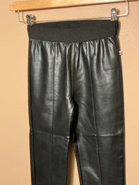 Ammehoela broek voor meisje van 9 / 10 jaar met maat 128 / 140