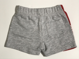 Levi's korte jogging broek voor jongen van 9 maanden met maat 74