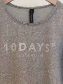 Little 10 days longsleeve voor meisje van 8 jaar met maat 128