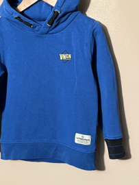 Vingino hoodie voor jongen van 4 jaar met maat 104