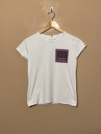 Tommy Hilfiger t-shirt voor meisje van 12 jaar met maat 152