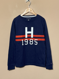 Tommy Hilfiger longsleeve voor jongen van 8 / 9 jaar met maat 128 / 134