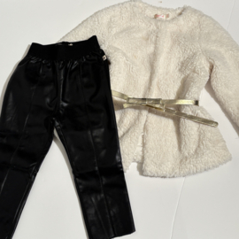 Ammehoela broek voor meisje van 3 / 4 jaar met maat 98 / 104