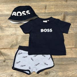 Hugo Boss t-shirt voor jongen van 6 maanden met maat 68