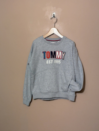 Tommy Hilfiger trui voor meisje van 12 jaar met maat 152