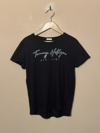 Tommy Hilfiger t-shirt voor meisje van 12 jaar met maat 152