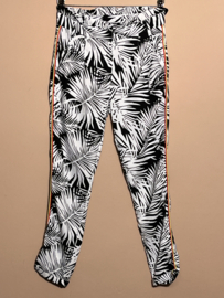 Tumble n Dry losse broek voor meisje van 13 / 14 jaar met maat 158 / 164