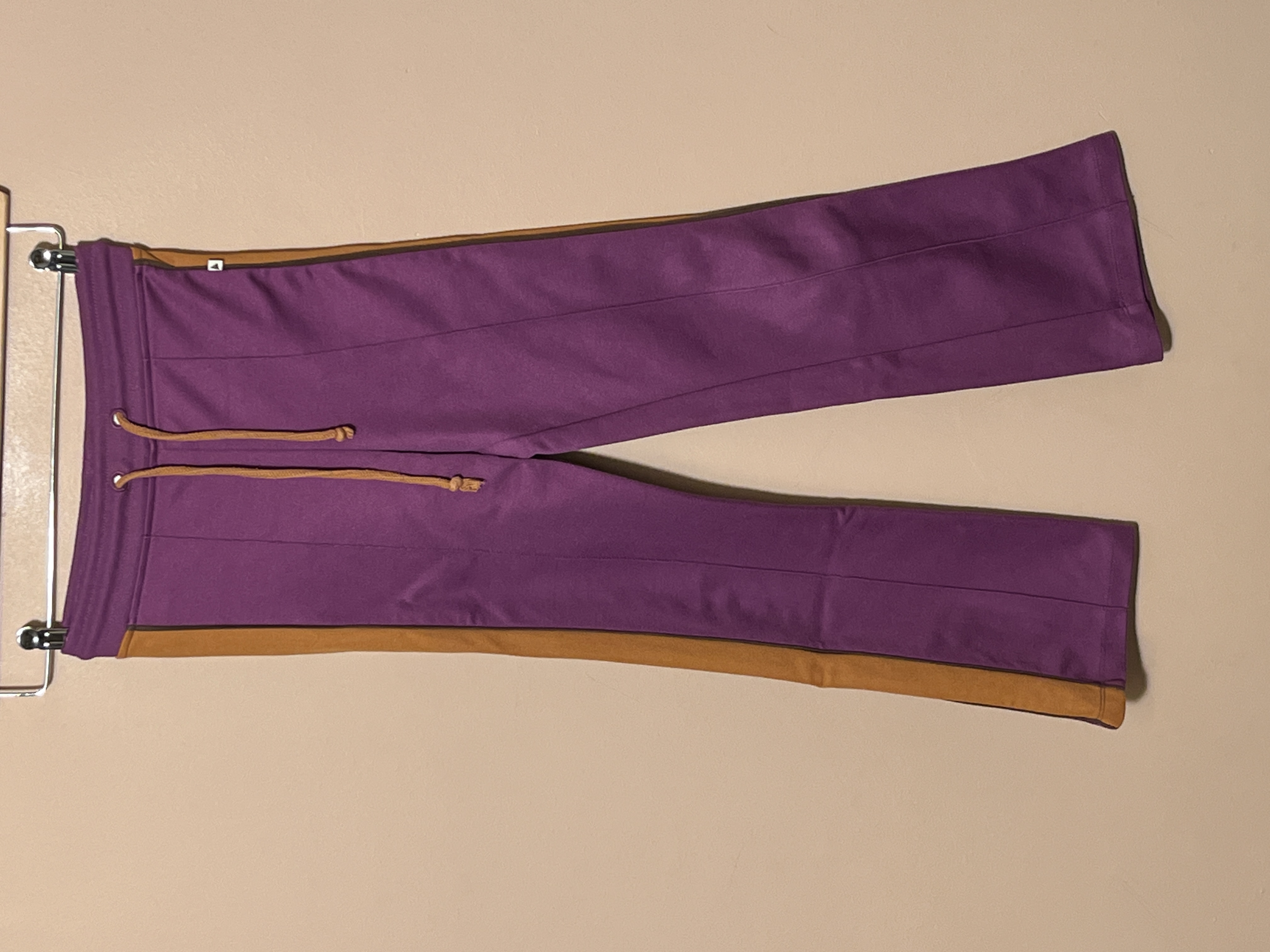Ammehoela broek voor meisje van 8 / 10 jaar met maat 128 / 140