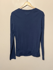 Tommy Hilfiger longsleeve voor jongen van  16 jaar met maat  176