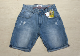 Vingino korte broek voor jongen van 12 jaar met maat 152