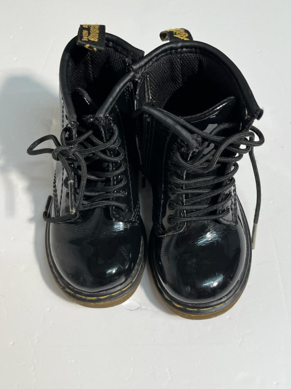 Dr. Martens schoenen voor meisje met schoenmaat 24 Schoenmaat 24 Vintageforkids