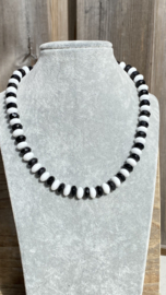 Obsidiaan/Dolomiet kort collier