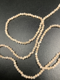 Moonstone peach 2 mm facet beads 49 cm