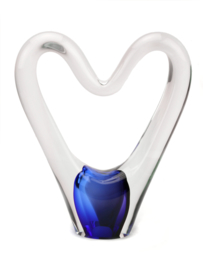 open heart glas urn