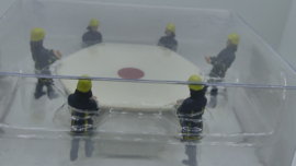 Wiking 1:87 H0 Brandweermannen met spingkussen ovp 019 02 26