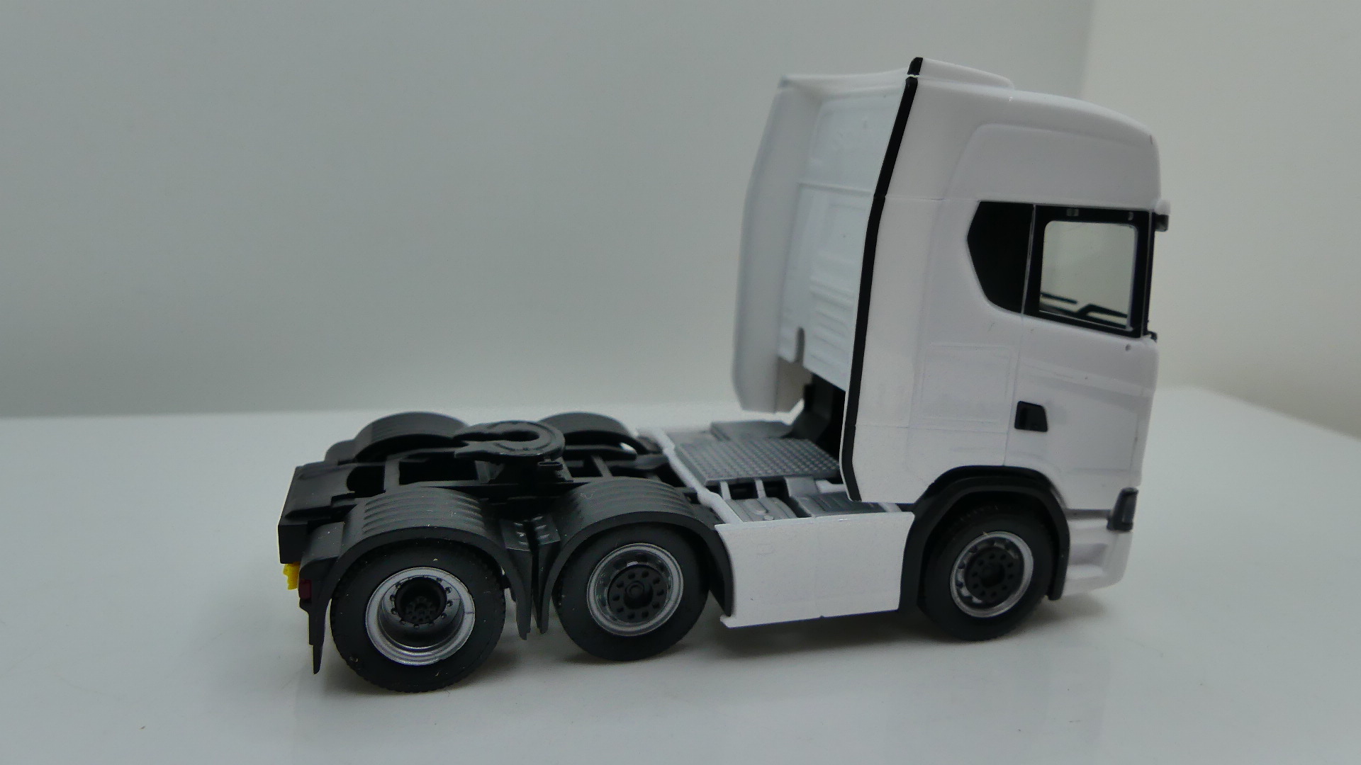 1:87 H0 Vrachtwagen losse trekker Scania