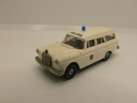 Brekina 1:87 H0 Polizei  Mercedes 190