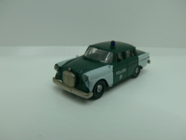 Brekina 1:87 H0 Polizei Mercedes 190. 1812