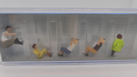Preiser 1:87 H0 5x Diverse zittende figuren samengesteld vervangende ovp
