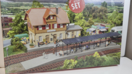 Bouwpakket H0:  Faller Actieset Bahnhoff Bruderstadt ovp 190072