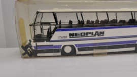 Rietze 1:87  H0 touringcar bus Neoplan CITYLINER