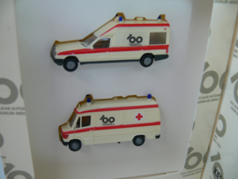 Herpa Daimler Benz Ambulance set Nederland: betrouwbaarheid. het verschil tussen op tijd of net te laat