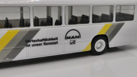 Rietze 1:87 H0 Mercedes O 303 spelersbus  Deutsche Fussball-Bund ovp 40180