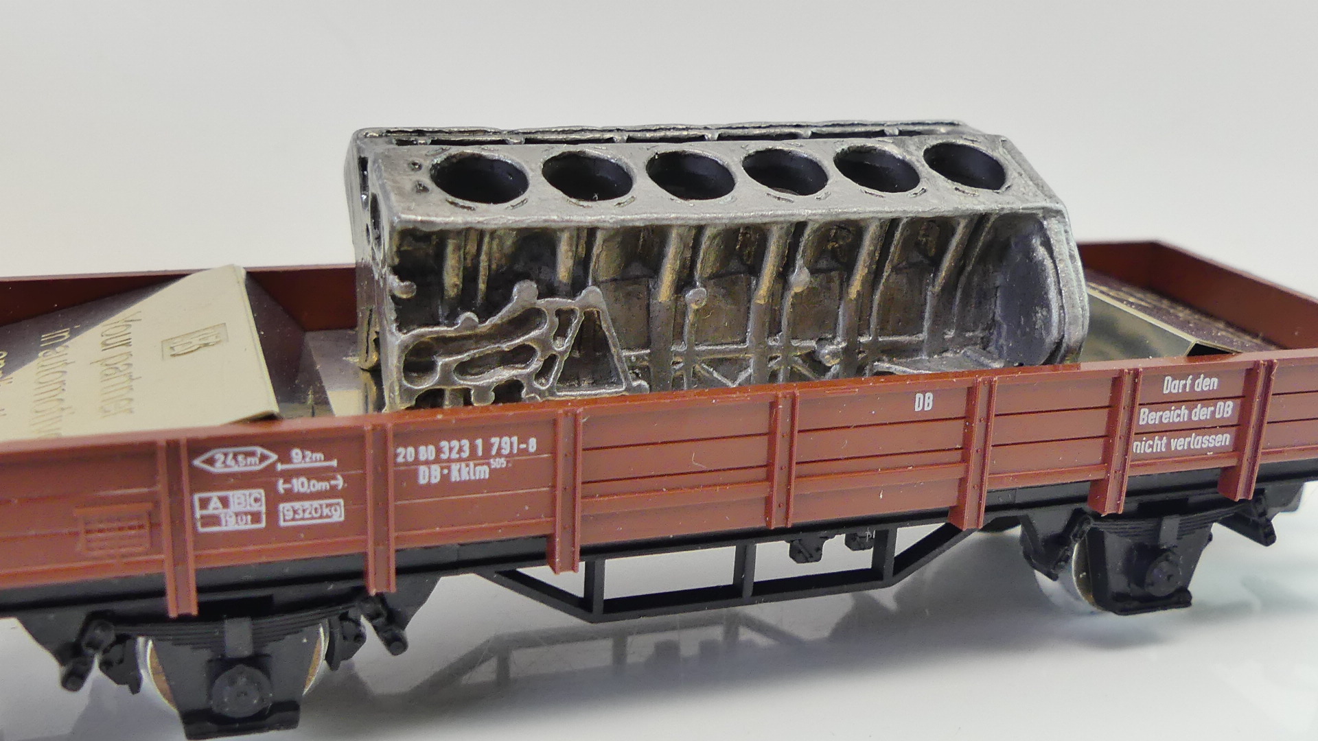 Märklin H0 goederenwagon Niederbord wagen met Motor KS Ihr Partner im Automobil ovp