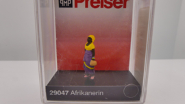 Preiser 1:87 H0 figuur: Afrikaanse vrouw  ovp 29047