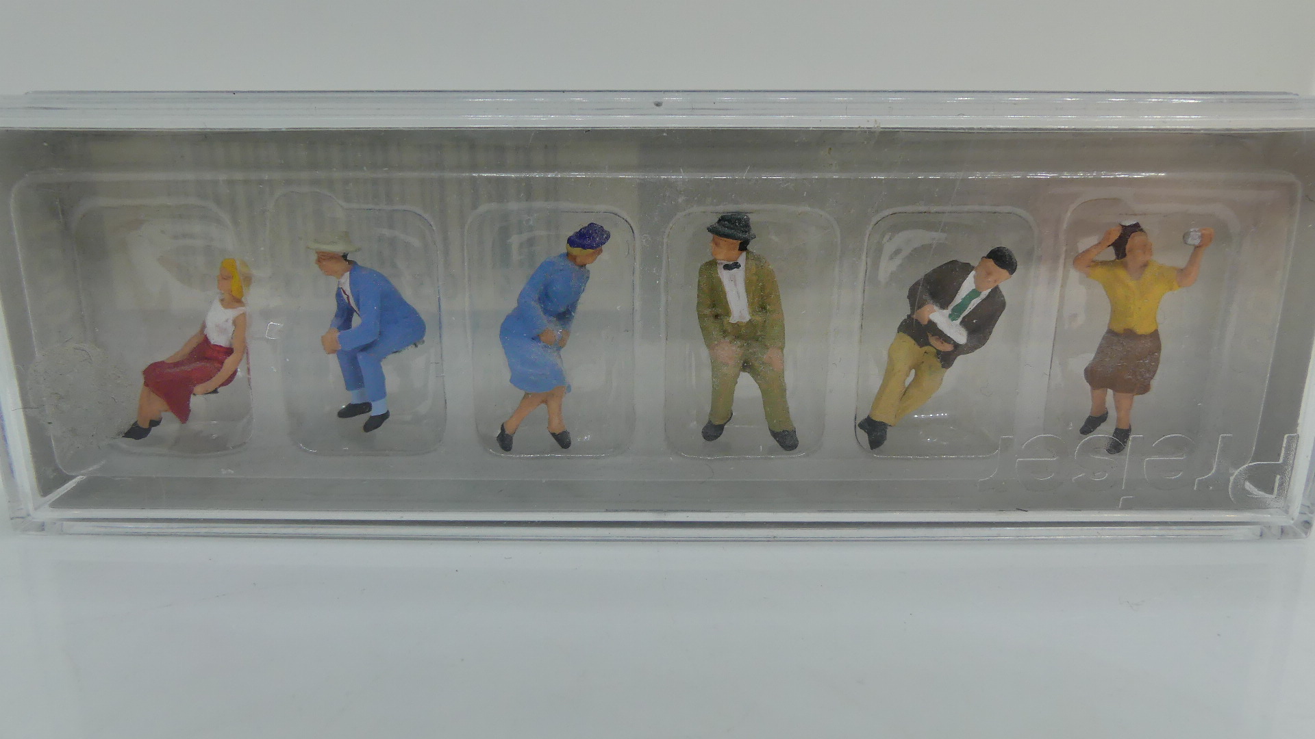 Preiser H0 1:87 zittende reizigers ovp 10021