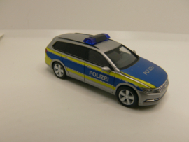 Herpa 1:87 H0 Polizei VW Passat Variant Niedersachsen 092227