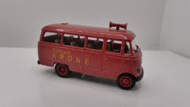 Brekina  1:87 H0  vrachtwagen Mercedes L 319 Circus Krone