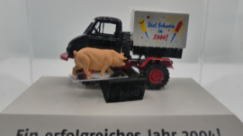 Brekina 1:87 H0 Mercedes Benz Unimog "Viel Schwein in 2004 ovp 39011