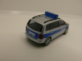 Wiking 1:87 H0 Polizei VW Touran 010424