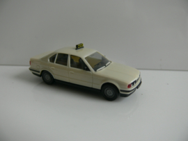 Herpa 1:87 HO VW BMW 525i Taxi ovp 4110