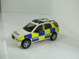 Busch 1:87  Mercedes Benz Police UK