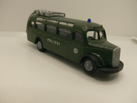 Praline 1:87 H0 Polizei Polizei Mercedes Benz bus 0-3500 81008