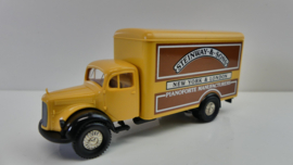 Brekina 1:87  H0  Mercedes Oldtimer vrachtwagen Steinway & Sons ovp