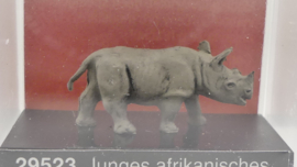 Preiser H0 jonge afrikaanse neushoorn  ovp 29523