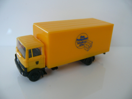 Praline?  1:87 vrachtwagen Mercedes DBP Das Postpaket schnell und sicher