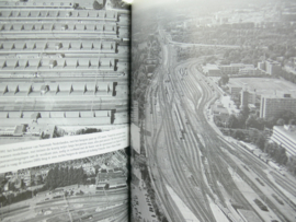 Spoor & Trein Editie 3 Feiten, ontwikkelingen en actualiteiten in Binnen en Buitenland  Carel van Gestel ISBN 90 60 13 515 6