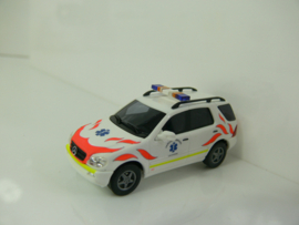 Busch 1:87 Mercedes Benz M klasse Feuerwehr / Notarzt Lausanne Zwitserland ovp 48541