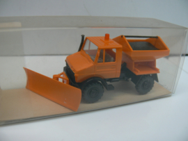 Wiking 1:87  H0 Mercedes Unimog 1300 met sneeuwploeg ovp 18 646