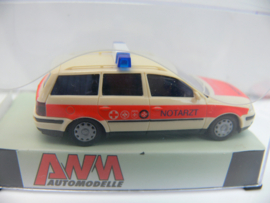 AWM H0 1:87 VW  passat  Notarzt ovp 72318