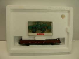 Märklin H0 Goederenwagon Flachwagen met Wiking bulldozer Schwarz   DB wisselstroom ovp 46972