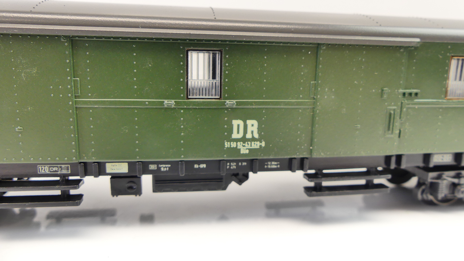 Märklin H0 Goederenwagon DR Bagage / Gepäck rijtuig ovp 4379
