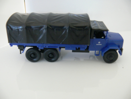 Roco  1:87 vrachtwagen  Magirius THW Transport