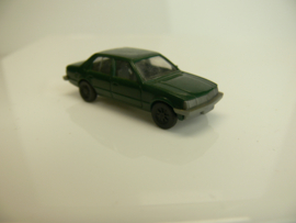 Fleischmann 1:87 Opel Record groen!