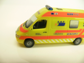 Herpa 1:87 HO ZEER EXCLUSIEF !! Mercedes Benz  ambulance Kijlstra Drachten Oosterwolde SAF 200033