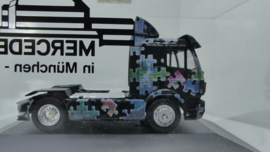 Herpa 1:87 H0 vrachtwagen Mercedes  Version 5 München-Neuperlach ovp